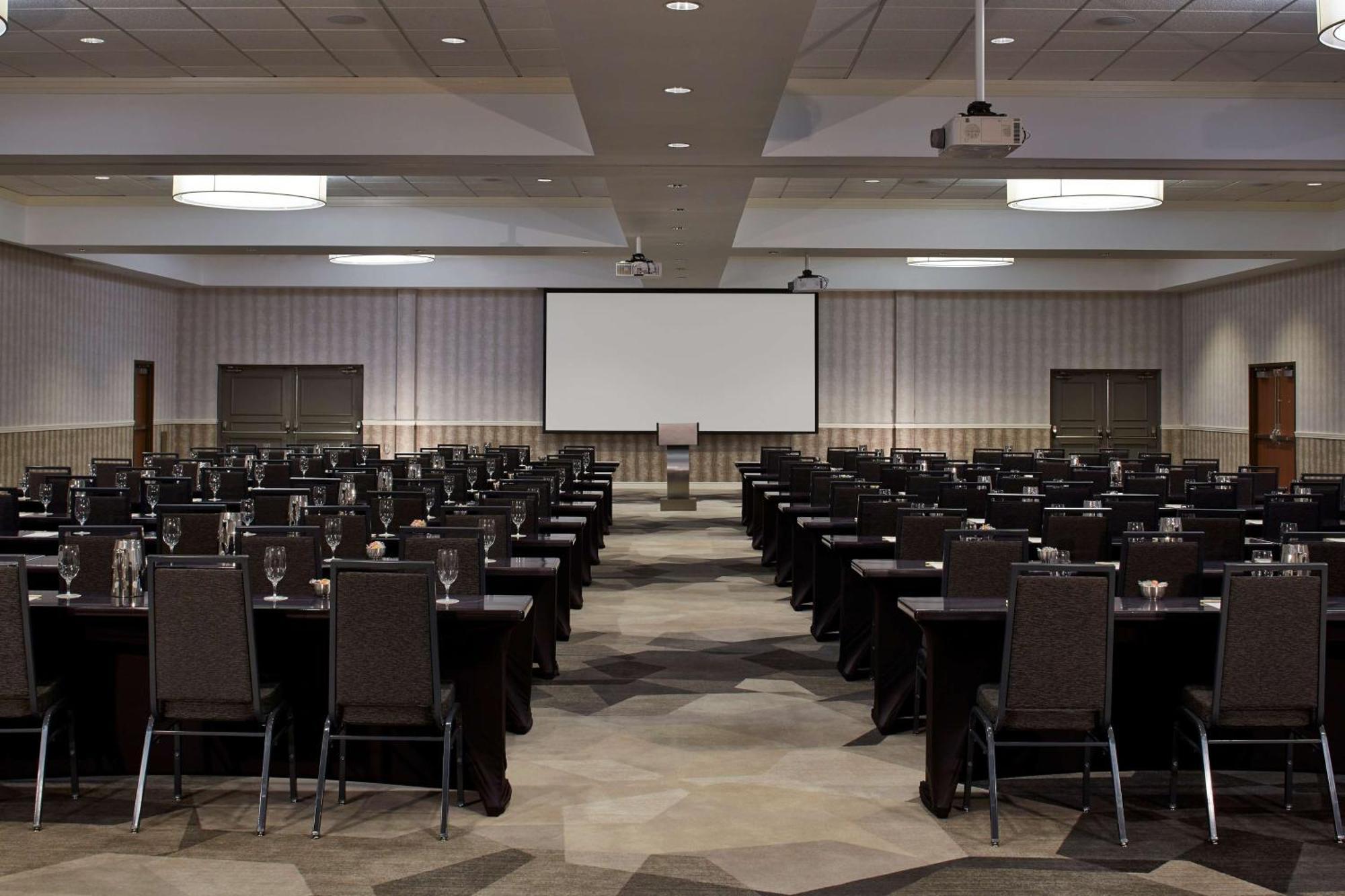 Doubletree By Hilton Atlanta Perimeter Dunwoody Hotel Eksteriør billede