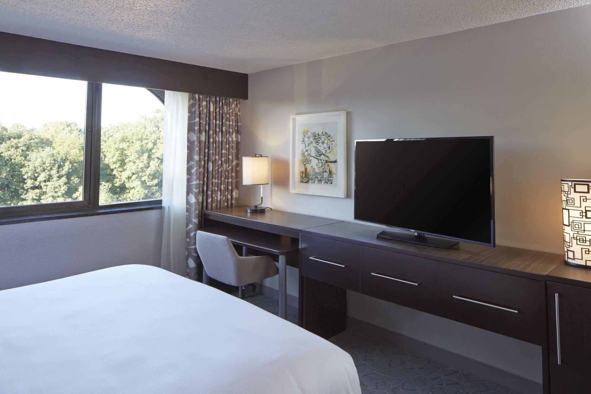 Doubletree By Hilton Atlanta Perimeter Dunwoody Hotel Eksteriør billede